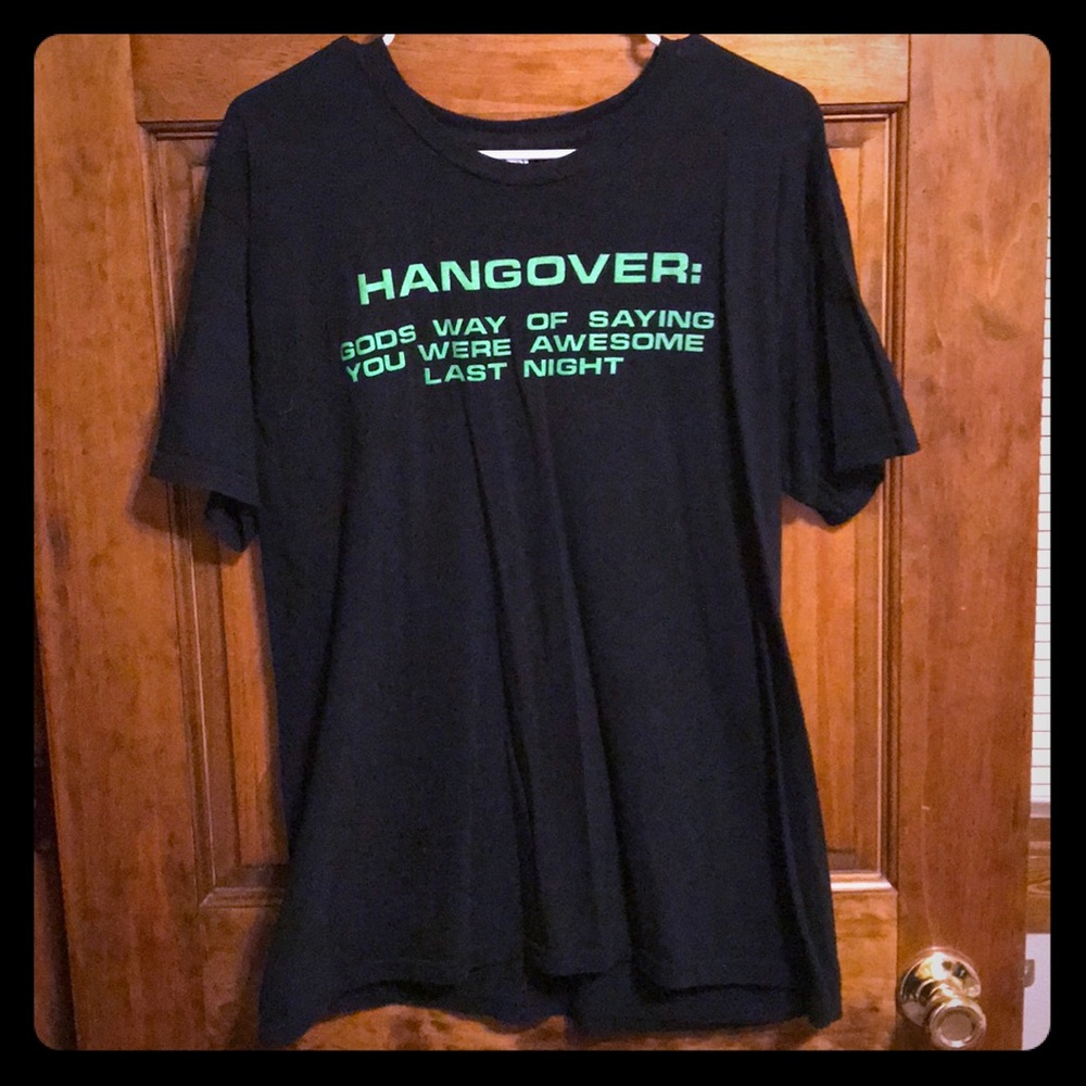 HANGOVER black t-shirt